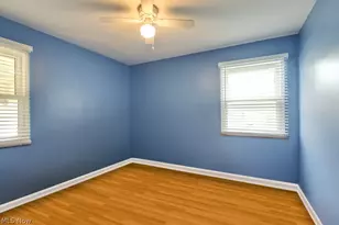 6710 Ackley Rd, Parma, OH 44129 - Photo 9