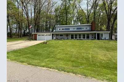 3220 Nob Hill Road, Zanesville, OH 43701 - Photo 1