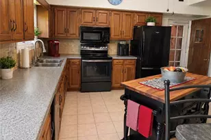 3220 Nob Hill Rd, Zanesville, OH 43701 - Photo 13