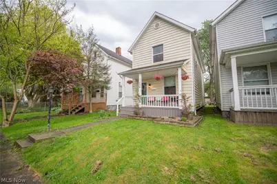 136 E Indiana Avenue, Sebring, OH 44672 - Photo 3