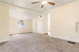 2036 Ridge Ave, Zanesville, OH 43701 - Photo 5