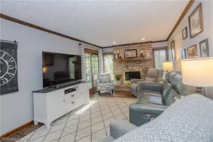 11805 Meadowlane Ave NW, Uniontown, OH 44685 - Photo 23