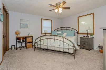 11805 Meadowlane Avenue NW, Uniontown, OH 44685 - Photo 37