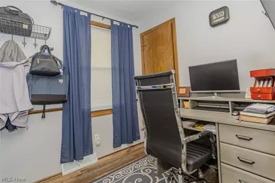 11805 Meadowlane Avenue NW, Uniontown, OH 44685 - Photo 27