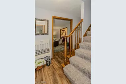 11805 Meadowlane Avenue NW, Uniontown, OH 44685 - Photo 15