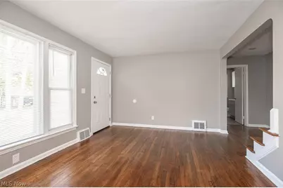 32610 Willowick Drive, Willowick, OH 44095 - Photo 5