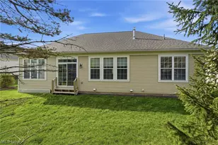 8155 Knolls Way, Chagrin Falls, OH 44023 - Photo 43