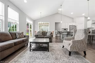 8155 Knolls Way, Chagrin Falls, OH 44023 - Photo 21