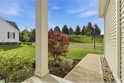 8155 Knolls Way, Chagrin Falls, OH 44023 - Photo 45