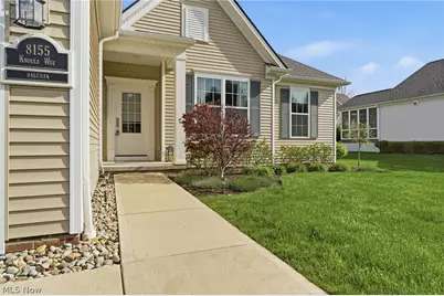 8155 Knolls Way, Chagrin Falls, OH 44023 - Photo 5
