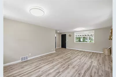 3232 Bears Den Road, Youngstown, OH 44511 - Photo 13