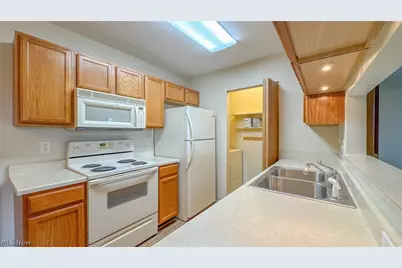 3710 Colony Hill Drive, Zanesville, OH 43701 - Photo 11