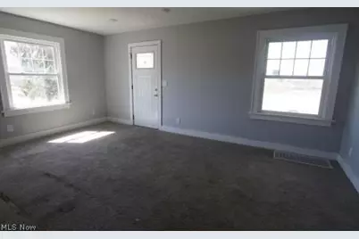 7750 Waynesburg Drive SE, Waynesburg, OH 44688 - Photo 9