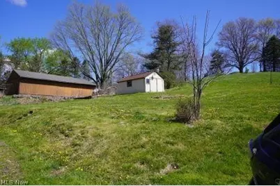 7750 Waynesburg Drive SE, Waynesburg, OH 44688 - Photo 3