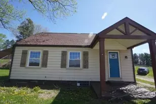 7750 Waynesburg Dr SE, Waynesburg, OH 44688 - Photo 5