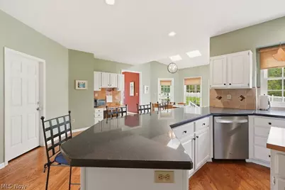735 Jamestown Court, Hudson, OH 44236 - Photo 17