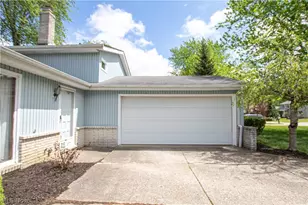 3903 Skyview Dr, Brunswick, OH 44212 - Photo 3
