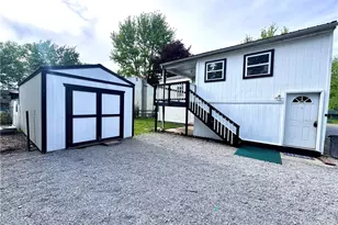 9774 Blanton Dr, Windham, OH 44288 - Photo 3