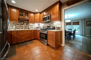 1783 Bent Bow Dr, Akron, OH 44313 - Photo 11