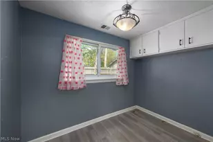 258 Vineyard Rd, Avon Lake, OH 44012 - Photo 21