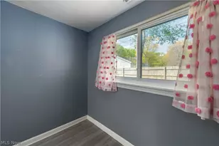 258 Vineyard Rd, Avon Lake, OH 44012 - Photo 23