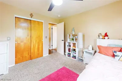 400 Terri Avenue, Steubenville, OH 43952 - Photo 27