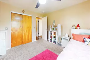 400 Terri Ave, Steubenville, OH 43952 - Photo 27