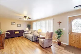 400 Terri Ave, Steubenville, OH 43952 - Photo 5