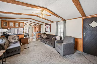 18 Oakwood Drive, Beloit, OH 44609 - Photo 7