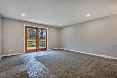 6518 Lorraine Avenue NW, Massillon, OH 44646 - Photo 9