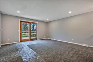 6518 Lorraine Ave NW, Massillon, OH 44646 - Photo 9