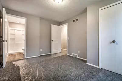6518 Lorraine Avenue NW, Massillon, OH 44646 - Photo 23