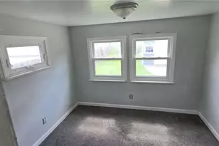 12304 Tonsing Dr, Garfield Heights, OH 44125 - Photo 5