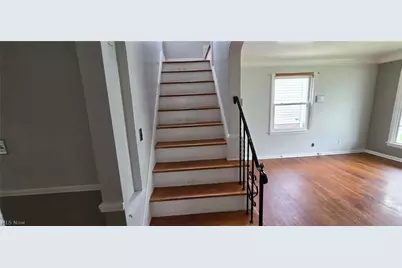 12304 Tonsing Drive, Garfield Heights, OH 44125 - Photo 13