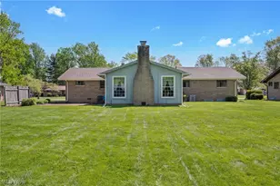 5108 Evergreen Dr, North Olmsted, OH 44070 - Photo 3