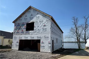 1296 NE River Rd, Lake Milton, OH 44429 - Photo 5