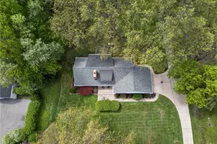 2426 Lander Rd, Pepper Pike, OH 44124 - Photo 37