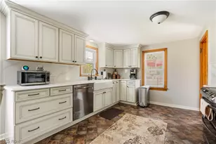 4902 Clardell Ave SW, Canton, OH 44706 - Photo 11