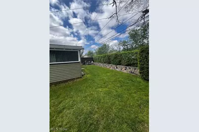 13009 Darlington Avenue, Garfield Heights, OH 44125 - Photo 11