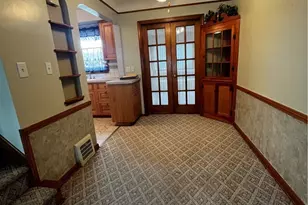 13009 Darlington Ave, Garfield Heights, OH 44125 - Photo 5