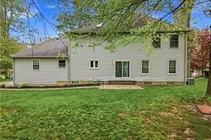 1178 Logan Woods Dr, Hubbard, OH 44425 - Photo 39