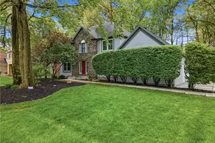 1178 Logan Woods Dr, Hubbard, OH 44425 - Photo 35