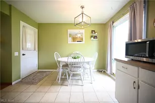1911 39th St NE, Canton, OH 44705 - Photo 9