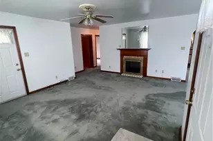 118 1st St, Follansbee, WV 26037 - Photo 5