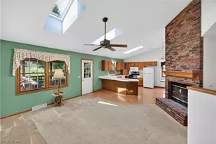 1338 Sharonbrook Dr, Twinsburg, OH 44087 - Photo 5