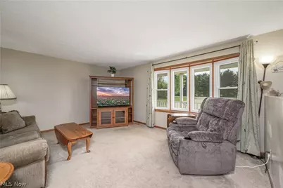 4715 Rock Spring Road, Ravenna, OH 44266 - Photo 5