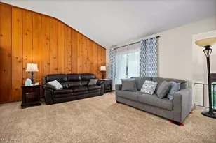 6419 Hollywood Dr, Parma, OH 44129 - Photo 5