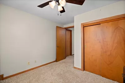 6419 Hollywood Drive, Parma, OH 44129 - Photo 33