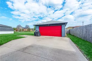 1810 W 26th St, Lorain, OH 44052 - Photo 27