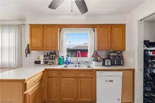 1810 W 26th St, Lorain, OH 44052 - Photo 9